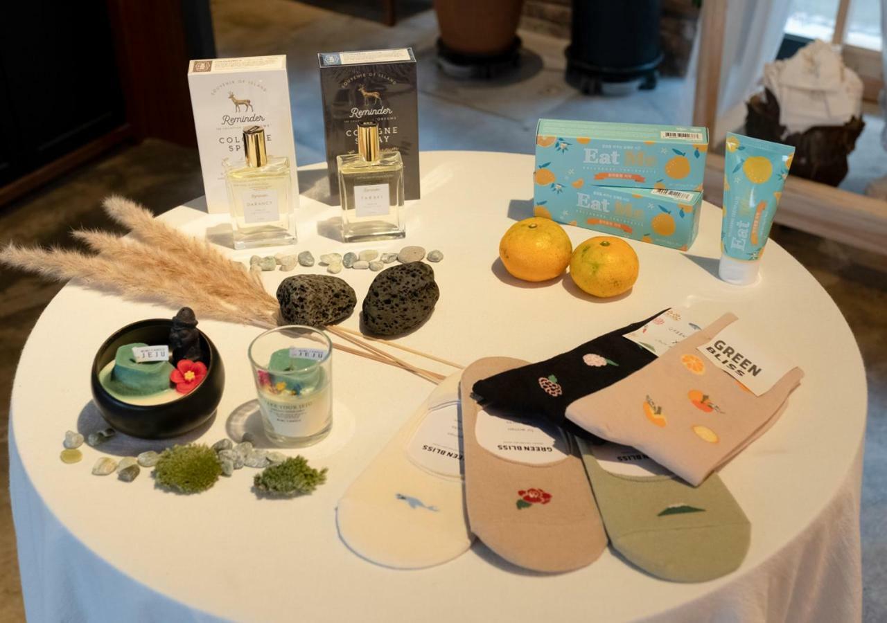 Playce Camp Jeju Hotell Oso-ri Eksteriør bilde